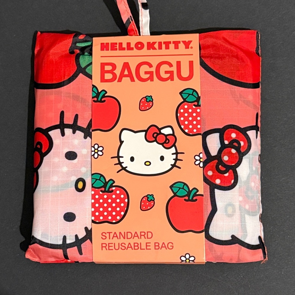 NWT BAGGU HELLO KITTY APPLE Standard Reusable Bag